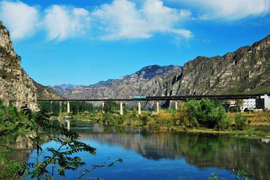 組圖:野三坡風景區享有世外桃源之稱