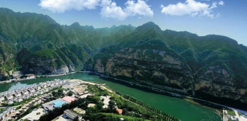 418起 踏青首選野三坡內的這家酒店 觀山景春色 享豪華自助早